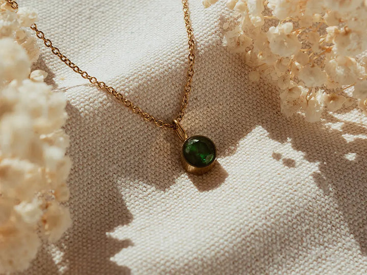 Collar acero inoxidable. Collar meses del año. Colgante acero inoxidable. Regalos de San Valentín. Detalles para bodas.