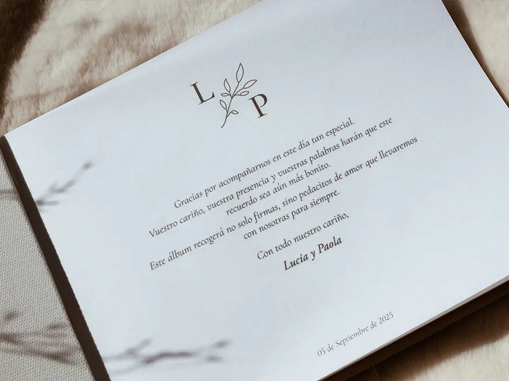 Álbum para bodas - Libro de firmas de madera bordado