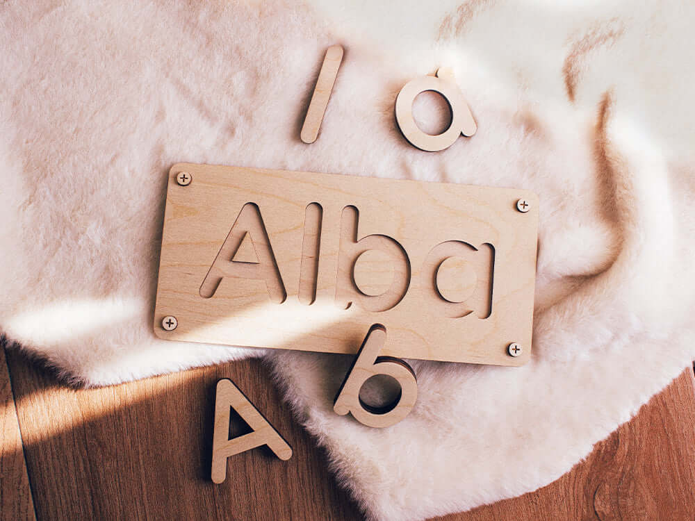 Puzzle de Madera Montessori con Nombres – Aprende jugando