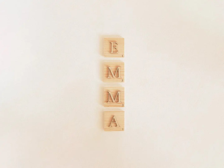 Letras tipo Scrabble de madera