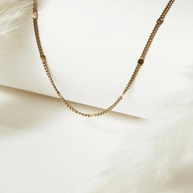 Modelo de Cadena Oro - Sensalea