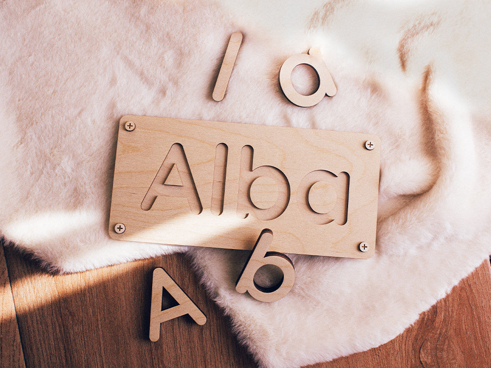 Puzle de Madera Montessori con Nombres – Aprende jugando