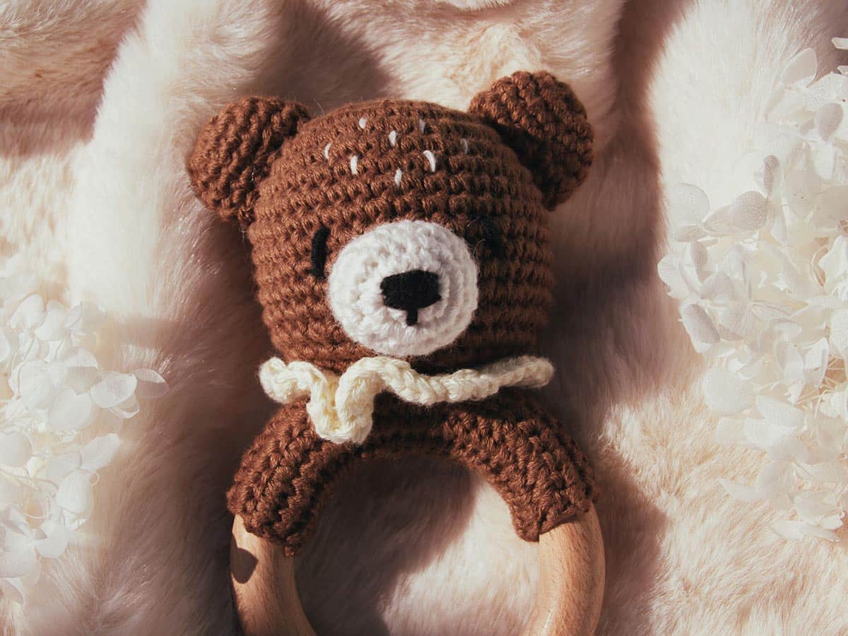 Sonajero crochet Osito Plano Detalle