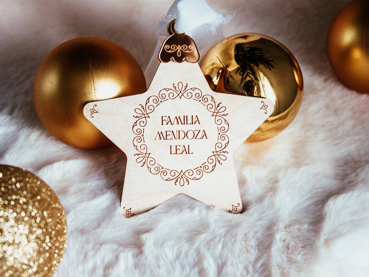 Adorno Estrella Navidad Personalizado vista de frente de la parte delantera