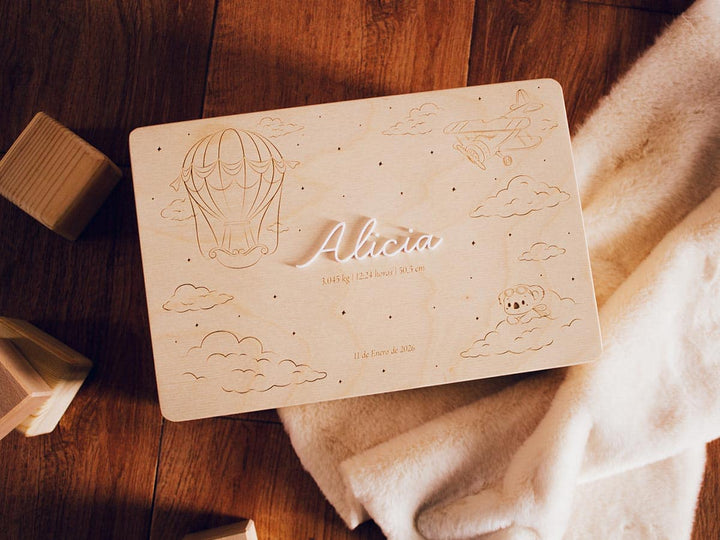 Caja nacimiento personalizada plano general