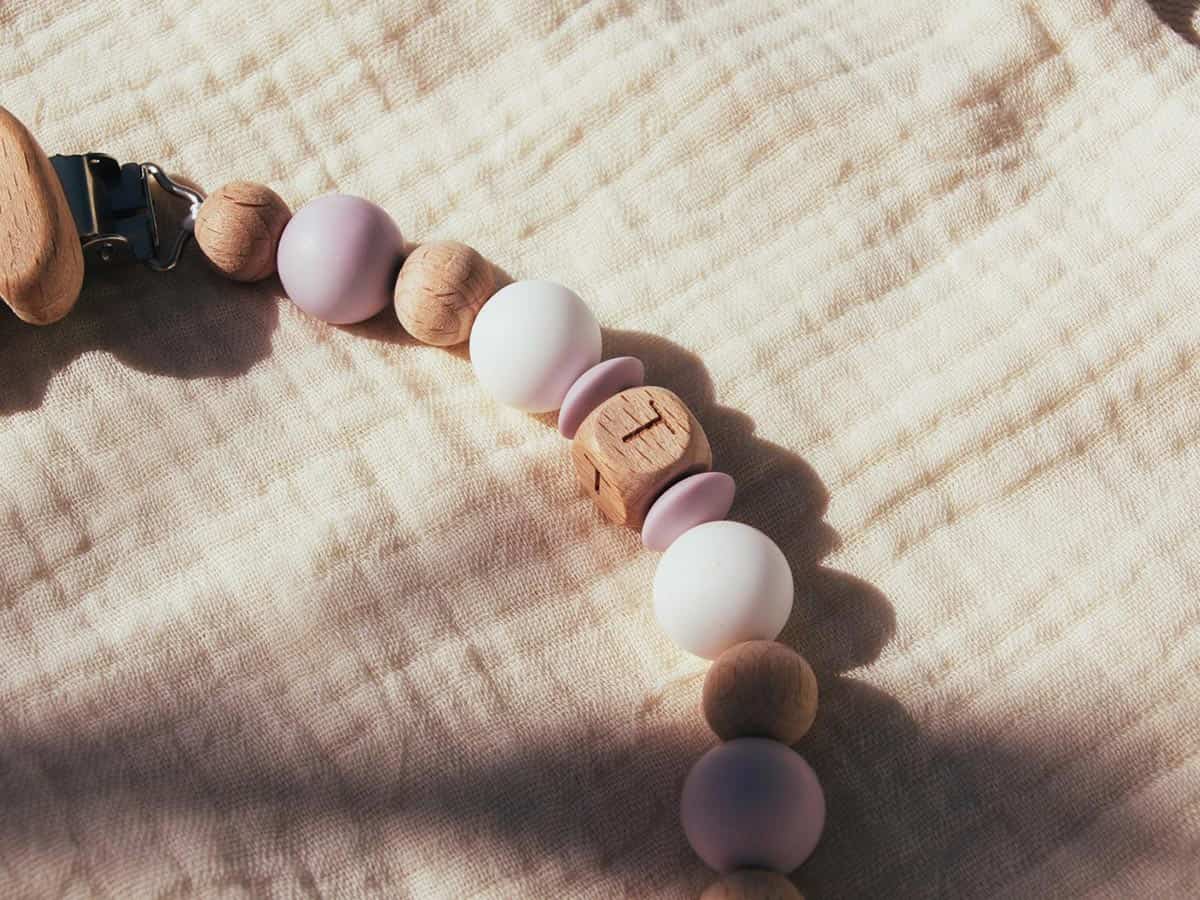 Chupetero de madera inicial elefante plano detalle