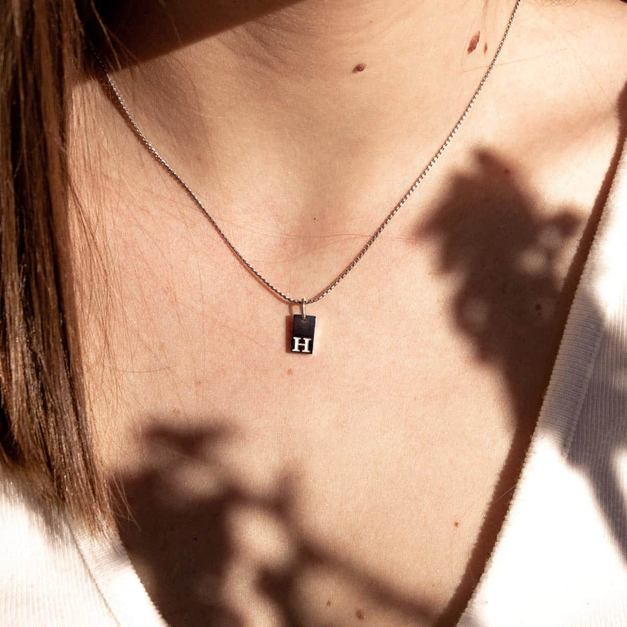 Collar Tu Huella Plata Letra H