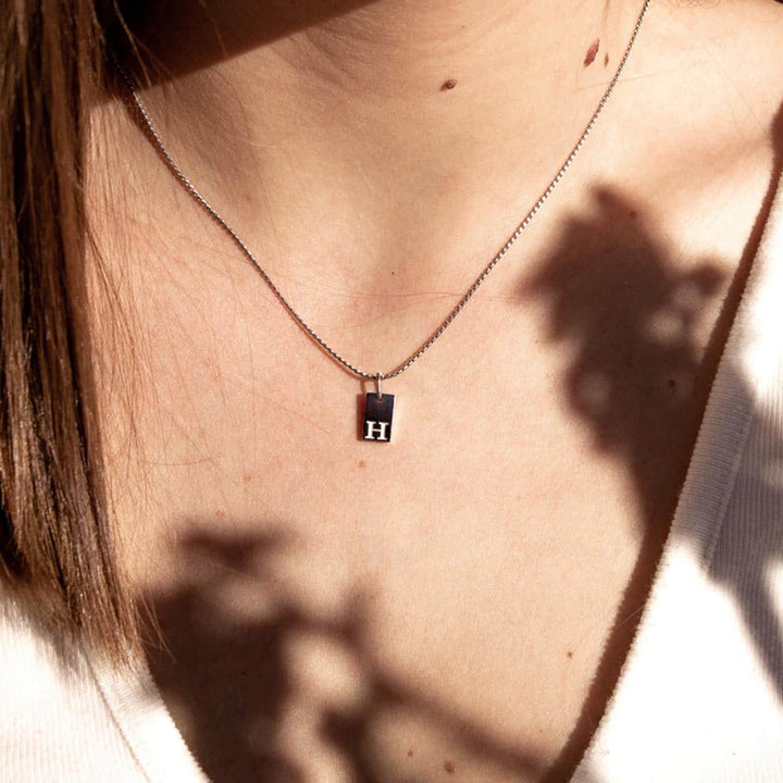 Collar Tu Huella Plata Letra H