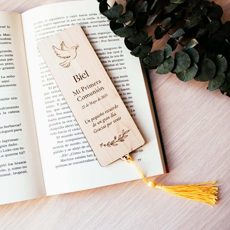Marcapáginas comunión personalizados de madera diseño paloma comunión