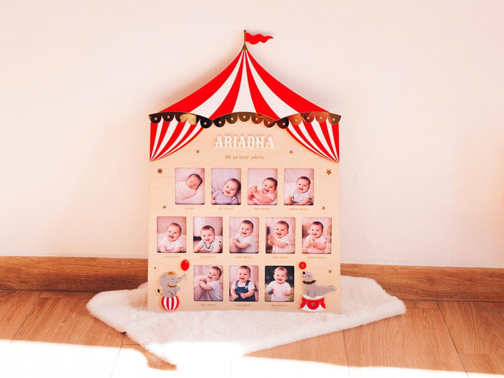 Marco de fotos primer año diseño circo con vista general por delante