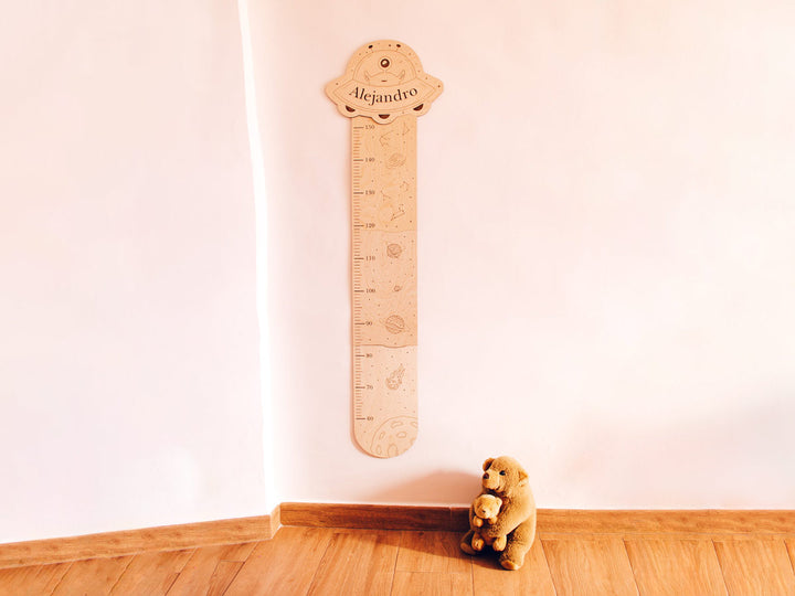 Medidor Infantil Personalizado Diseño Galaxia Plano General