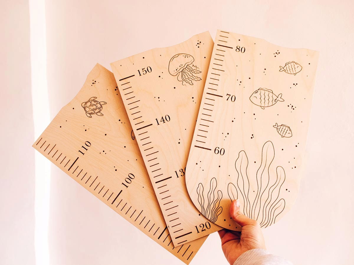 Medidor Infantil Personalizado Diseño Océano Plano Detalle Placas