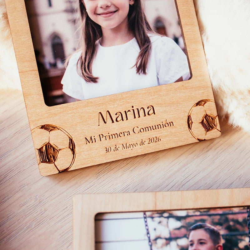 Portafotos Comunión personalizados diseño fútbol de cerca