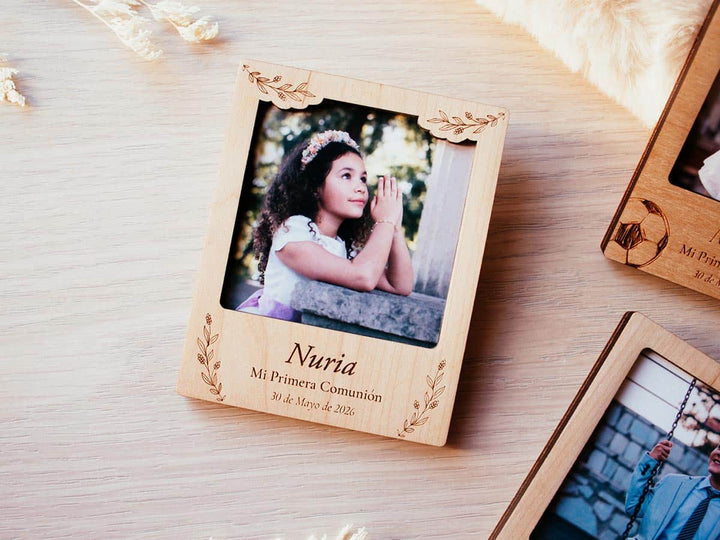 Portafotos Comunión personalizados diseño hojas de cerca