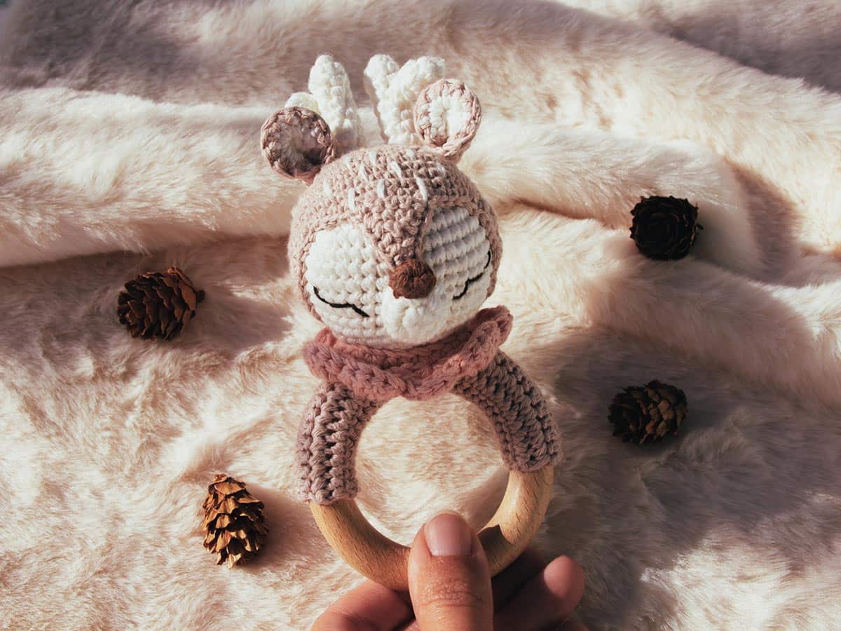 Sonajero crochet Alce Plano Detalle